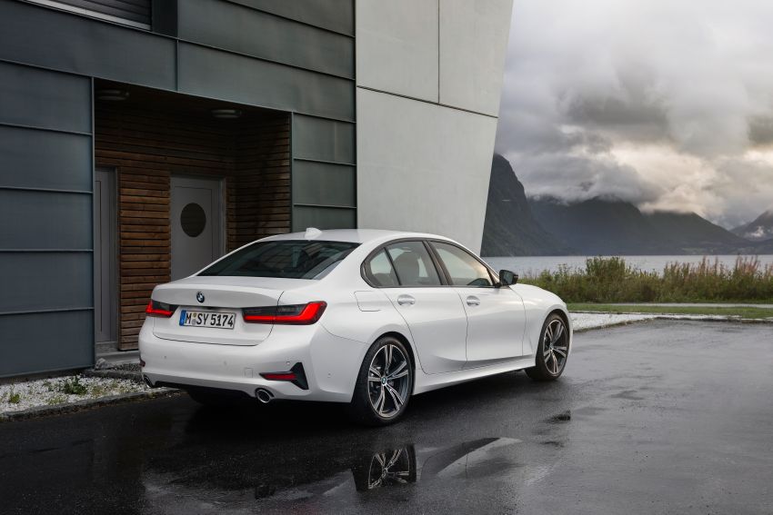 BMW 3 Series G20 didedah secara rasmi – 55 kg lebih ringan dengan enjin, suspensi dan teknologi baharu 868166
