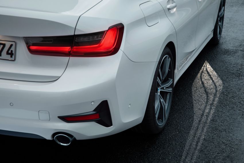 BMW 3 Series G20 didedah secara rasmi – 55 kg lebih ringan dengan enjin, suspensi dan teknologi baharu 868175