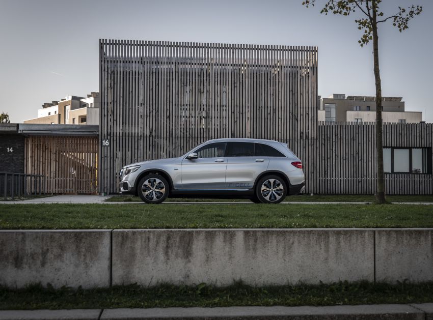Mercedes-Benz GLC F-Cell – production plug-in hybrid hydrogen SUV debuts with 208 hp, 478 km total range 873708