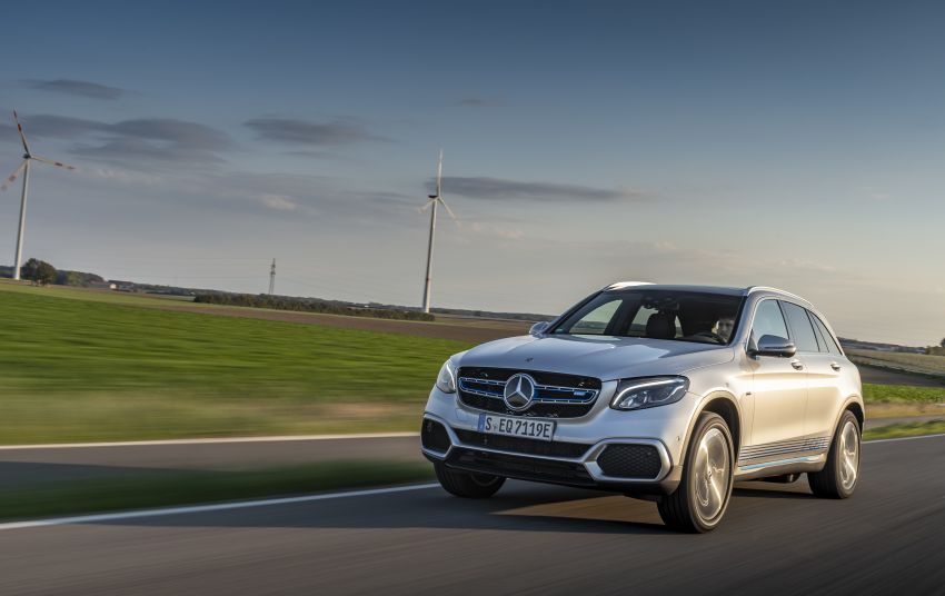 Mercedes-Benz GLC F-Cell – production plug-in hybrid hydrogen SUV debuts with 208 hp, 478 km total range 873699