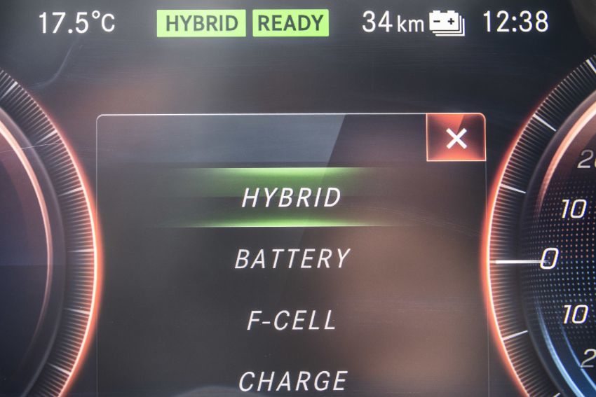 Mercedes-Benz GLC F-Cell – production plug-in hybrid hydrogen SUV debuts with 208 hp, 478 km total range 873757