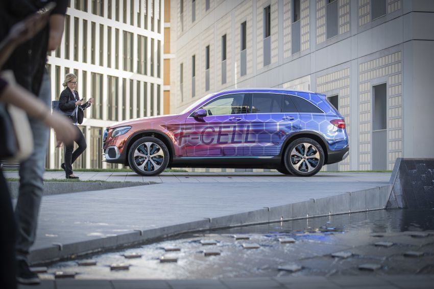 Mercedes-Benz GLC F-Cell – production plug-in hybrid hydrogen SUV debuts with 208 hp, 478 km total range 873777