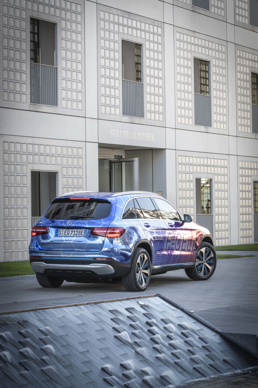 Mercedes-Benz GLC F-Cell – production plug-in hybrid hydrogen SUV debuts with 208 hp, 478 km total range 873782