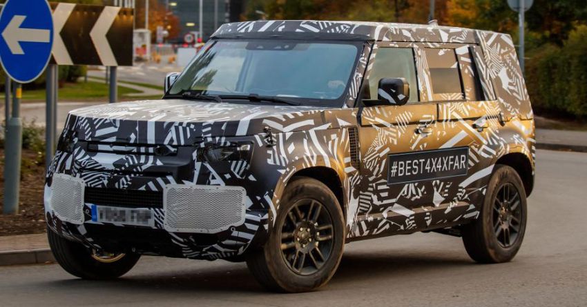 Next-generation Land Rover Defender spotted testing 870127