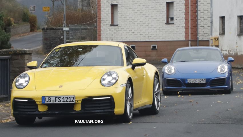 SPYSHOTS: 992 Porsche 911 right next to current 991 877952