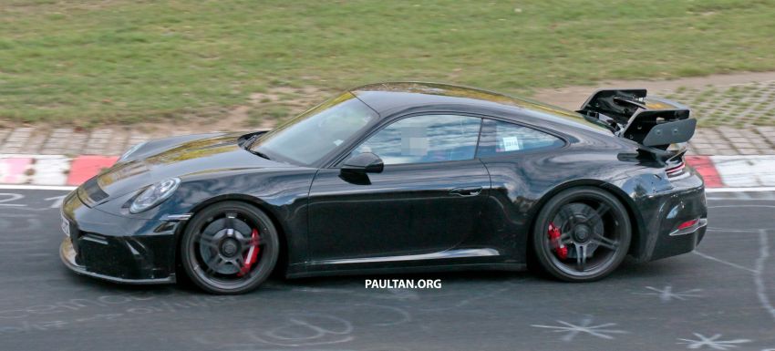 SPIED: 992-generation Porsche 911 GT3 track-testing 874336