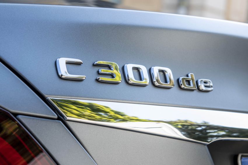 W205 Mercedes-Benz C300de revealed – 306 PS diesel plug-in hybrid; 1.4 l/100 km; 57 km all-electric range 872049