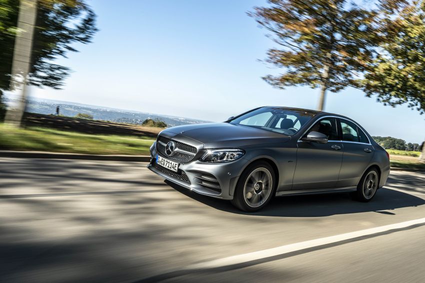 W205 Mercedes-Benz C300de revealed – 306 PS diesel plug-in hybrid; 1.4 l/100 km; 57 km all-electric range 872050