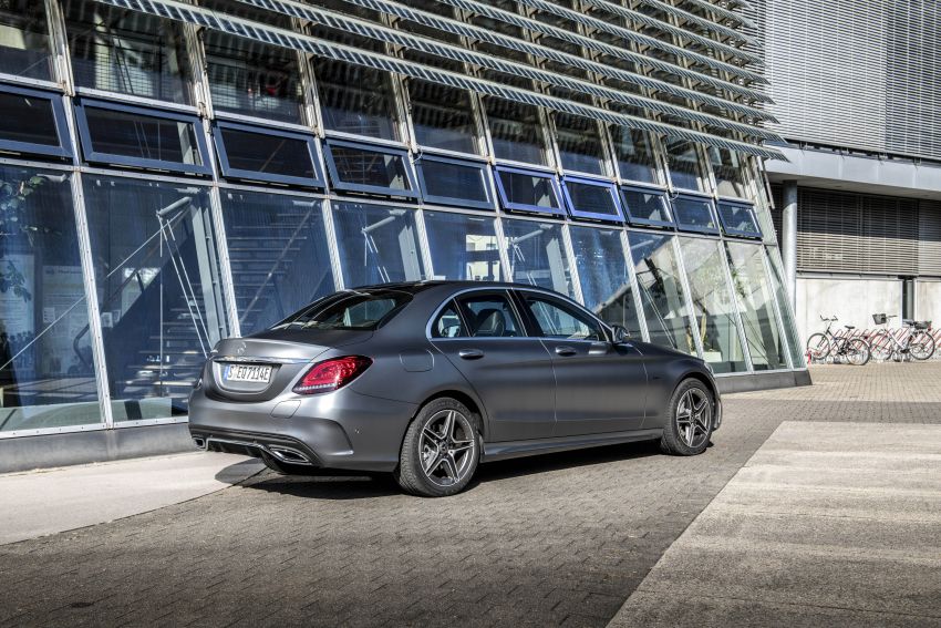 W205 Mercedes-Benz C300de revealed – 306 PS diesel plug-in hybrid; 1.4 l/100 km; 57 km all-electric range 872060