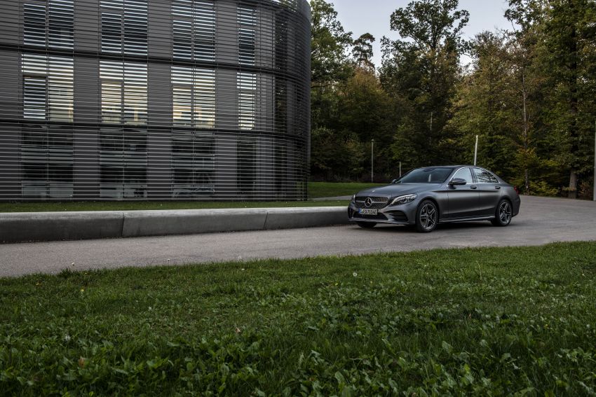 W205 Mercedes-Benz C300de revealed – 306 PS diesel plug-in hybrid; 1.4 l/100 km; 57 km all-electric range 872067