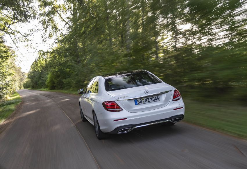 Mercedes-Benz E300e, E300de W213 diperkenalkan – model plug-in hybrid baharu; 320 PS, 1.6 l/100 km 872369