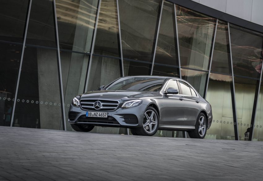 Mercedes-Benz E300e, E300de W213 diperkenalkan – model plug-in hybrid baharu; 320 PS, 1.6 l/100 km 872336