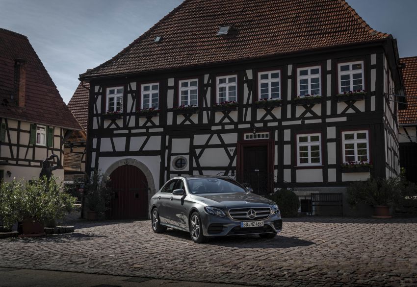 Mercedes-Benz E300e, E300de W213 diperkenalkan – model plug-in hybrid baharu; 320 PS, 1.6 l/100 km 872339