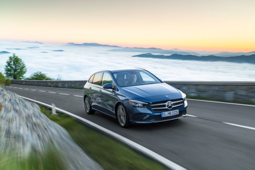 Mercedes-Benz B-Class W247 ditunjuk di Paris Motor Show – pilihan enjin petrol atau diesel, transmisi baru 867698