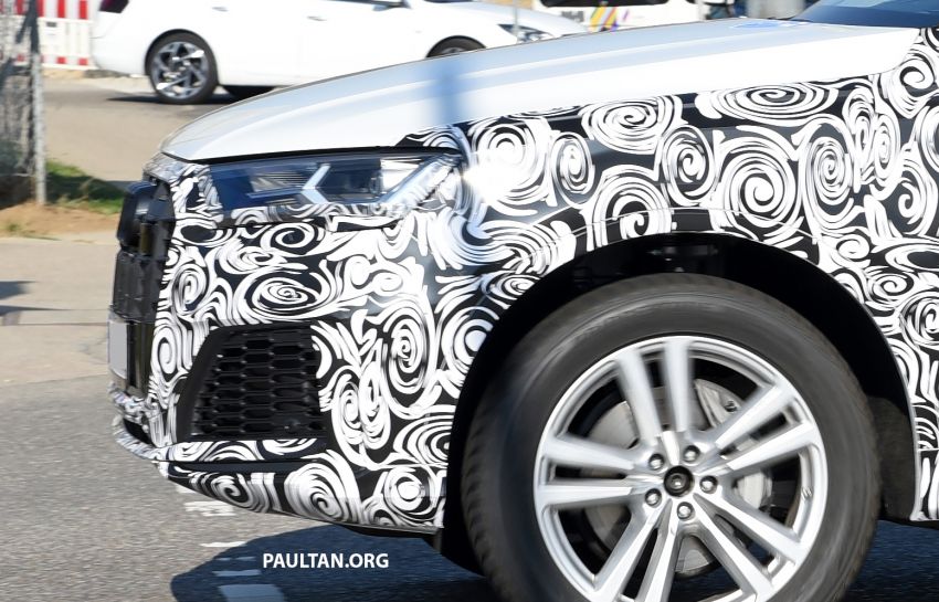 SPIED: Audi Q7 facelift spotted – to get new Q8 face? 887618