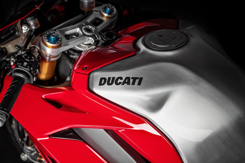 2019 Ducati Panigale V4 R released, now with wings, rest of Ducati Panigale Superbike range gets updates Image #884454
