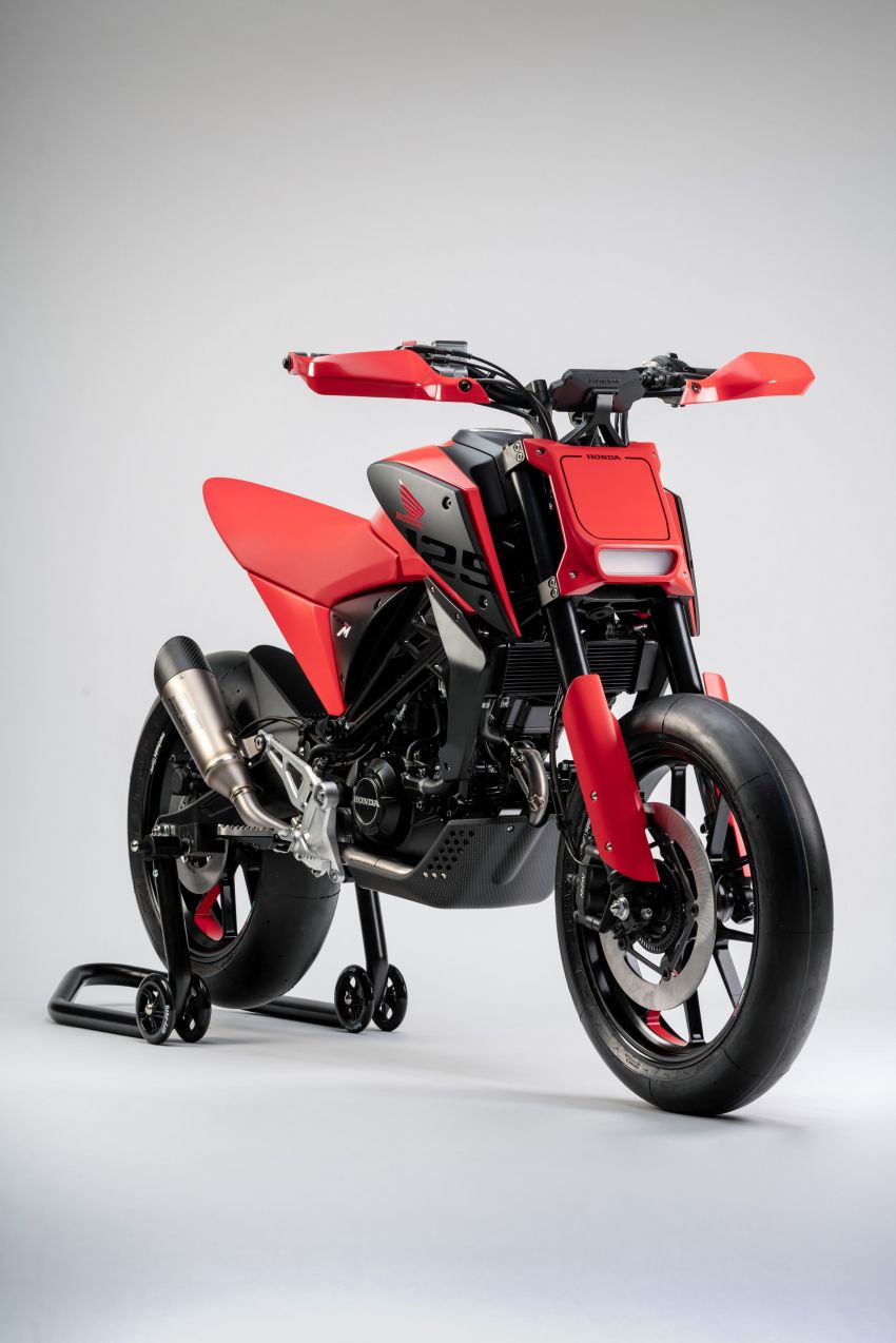 Honda reveals CB125X and CB125M concept bikes 889749