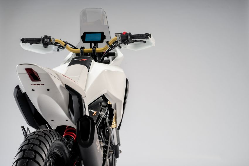 Honda reveals CB125X and CB125M concept bikes 889762