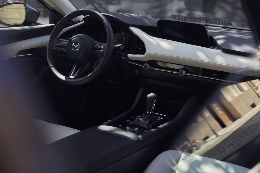Mazda 3 2019 ditunjuk secara rasmi – sedan dan hatchback; SkyActiv-X hibrid; GVC Plus, i-Activsense 895434
