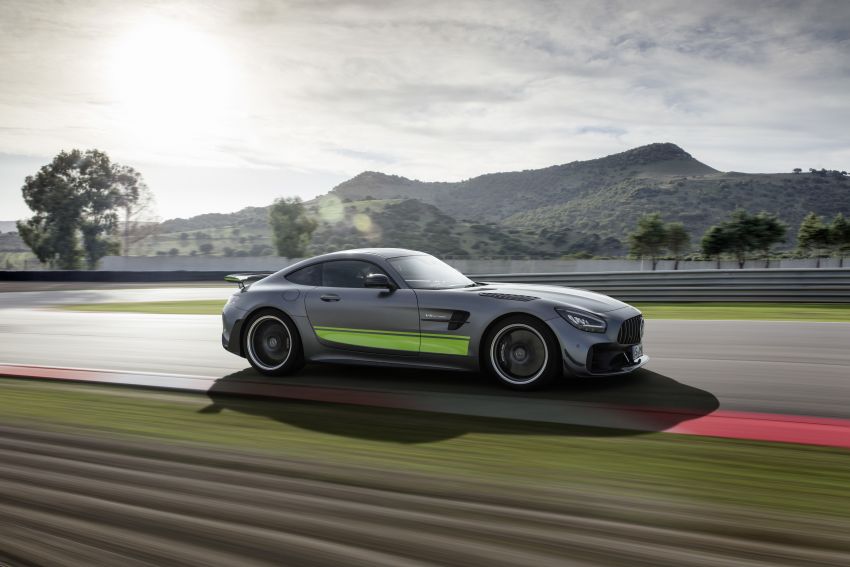 Mercedes-AMG GT range updated with new looks and technology – limited-edition GT R Pro model added 896282