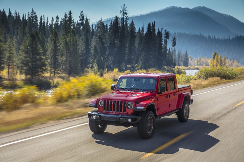 2020 Jeep Gladiator debuts in LA – best of both worlds 897292