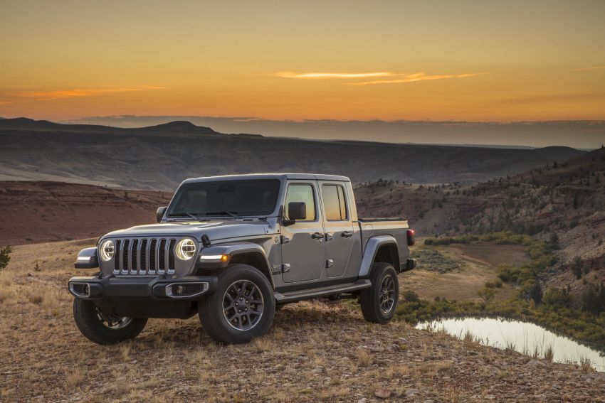 2020 Jeep Gladiator debuts in LA – best of both worlds 897309