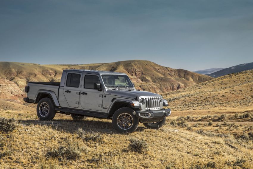 2020 Jeep Gladiator debuts in LA – best of both worlds 897316