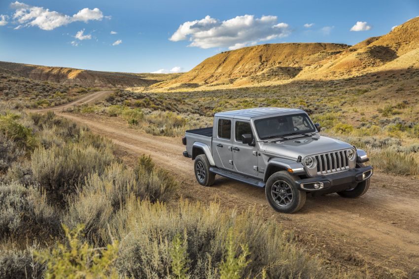 2020 Jeep Gladiator debuts in LA – best of both worlds 897318