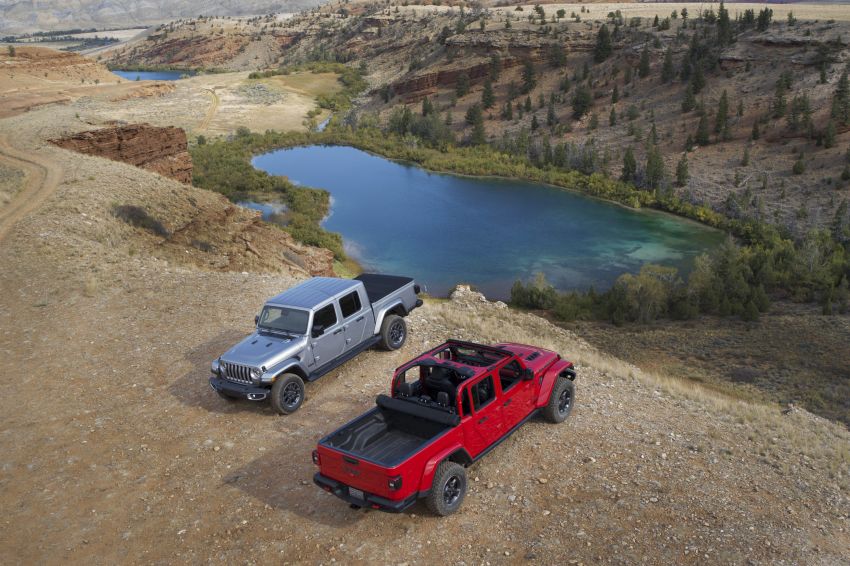 2020 Jeep Gladiator debuts in LA – best of both worlds 897368