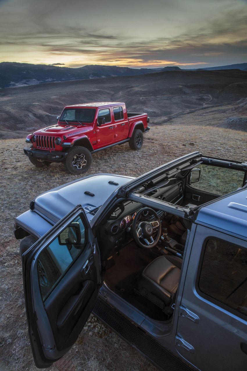 2020 Jeep Gladiator debuts in LA – best of both worlds 897369