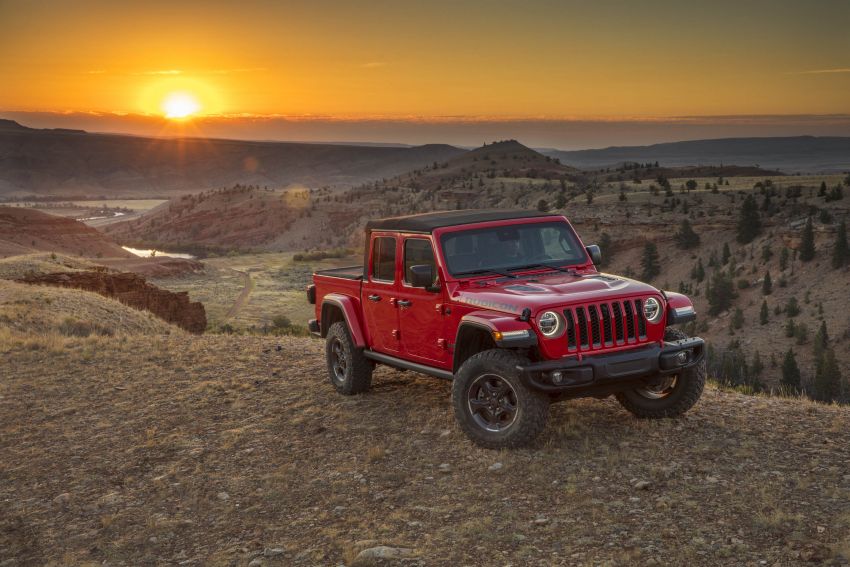 2020 Jeep Gladiator debuts in LA – best of both worlds 897194