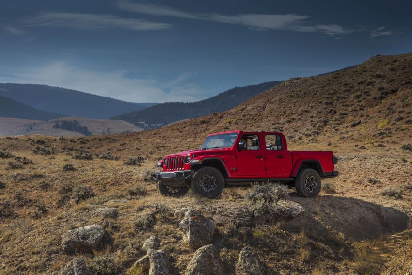 2020 Jeep Gladiator debuts in LA – best of both worlds 897197