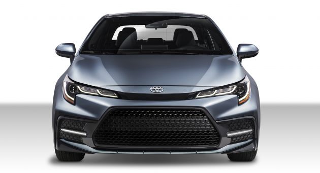 2019 Toyota Corolla sedan – US vs global spec design