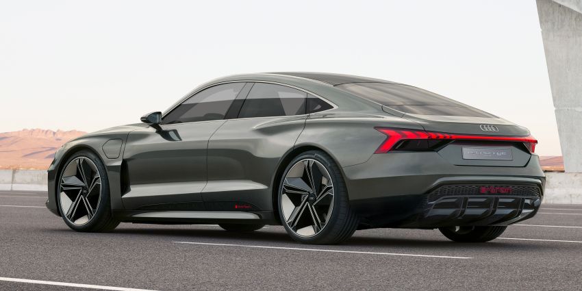 Audi e-tron GT concept debuts at Los Angeles Auto Show – 582 hp EV, production version due by end 2020 895960