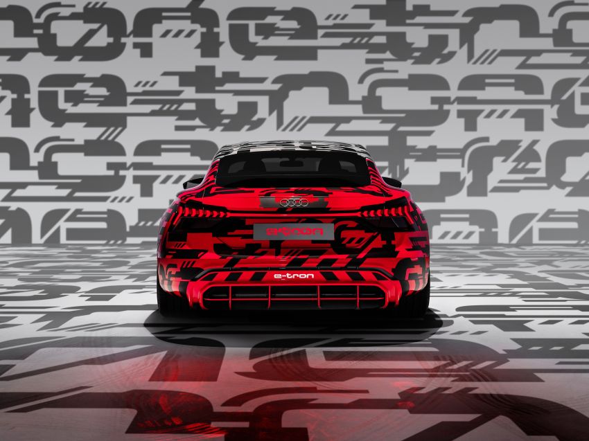 Audi e-tron GT concept debuts at Los Angeles Auto Show – 582 hp EV, production version due by end 2020 896035