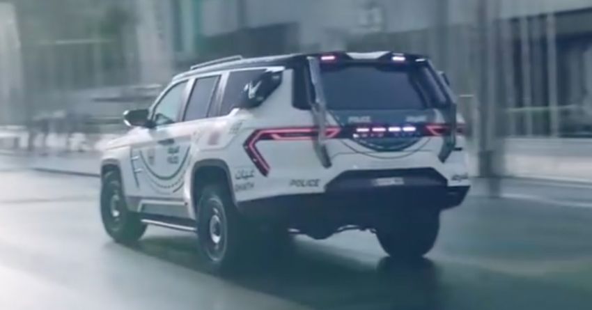 The Ghiath Beast Patrol – Dubai’s new hi-tech cop car 895187