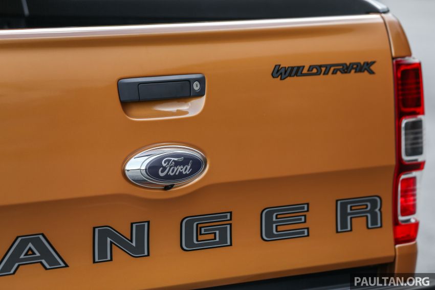 GALLERY: Ford Ranger – new 2019 facelift vs old 2016 Image #885401
