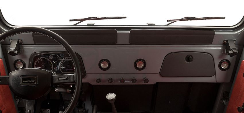 Toyota Land Cruiser G40 FJ Company – badan dan casis klasik, padat dengan sistem dan teknologi terkini 896760