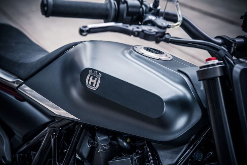 Husqvarna Svartpilen 701, Vitpilen 701 Aero Concept dipamer – bawa gaya ringkas tracker dan cafe racer 885907