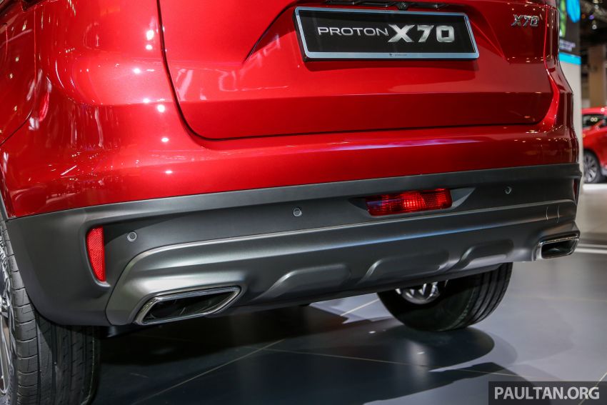 KLIMS18: Proton X70 SUV full preview, inside and out Image #891617