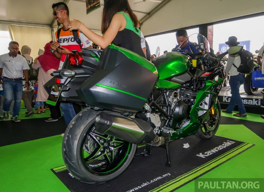 Kawasaki H2 SX, Ninja 400 dan Z900RS Cafe Racer dipamer di Sepang, ada harga untuk pasaran Malaysia 884366