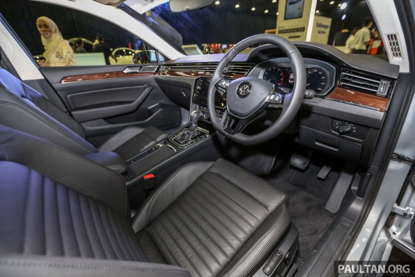 Volkswagen @ paultan.org PACE 2018 – Arteon previewed; Passat, Beetle, Golf range on display 883681