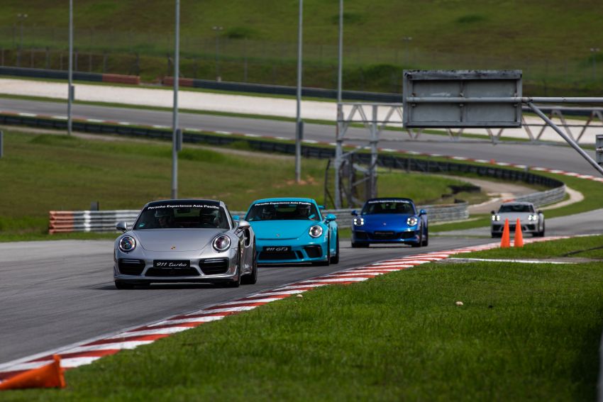 Lapping up the Porsche experience at Sepang International Circuit – track fun under expert tutelage 889709