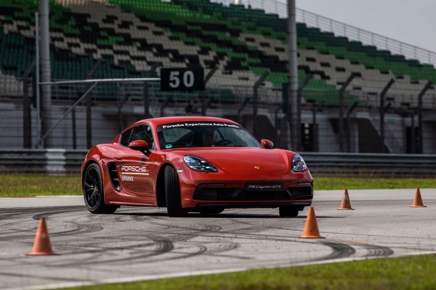 Lapping up the Porsche experience at Sepang International Circuit – track fun under expert tutelage 889687
