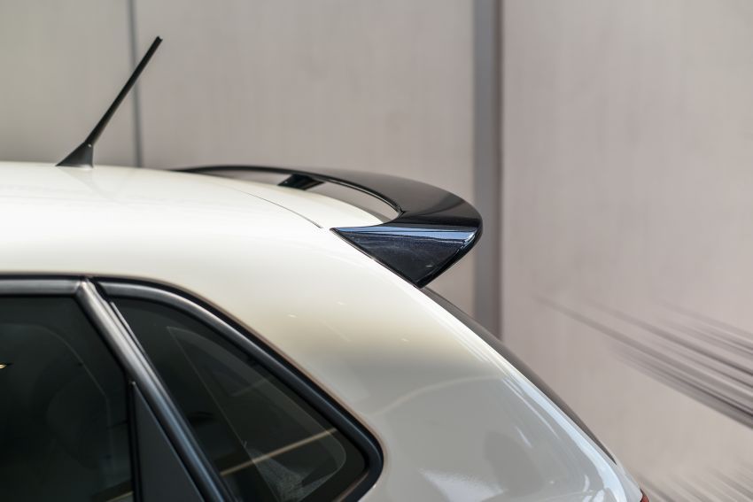 Volkswagen Polo edisi Black & White dilancarkan – harga RM68,488, terhad 11 unit dan hanya di Lazada 886449