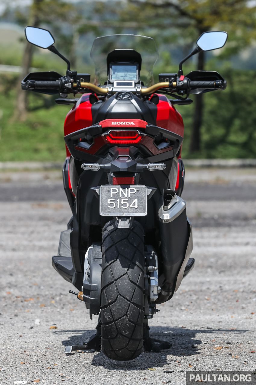REVIEW: 2018 Honda X-ADV – scootering gets tough 904911