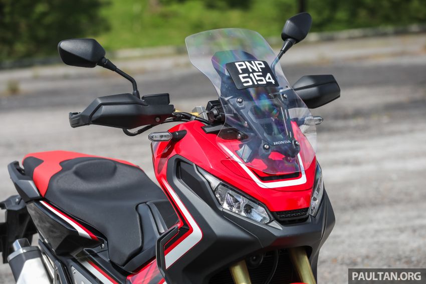 REVIEW: 2018 Honda X-ADV – scootering gets tough 904916