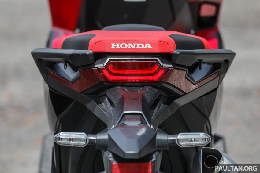 REVIEW: 2018 Honda X-ADV – scootering gets tough 904963