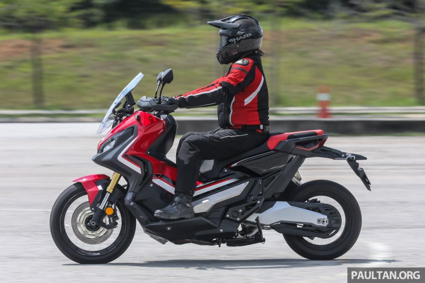 REVIEW: 2018 Honda X-ADV – scootering gets tough 904966