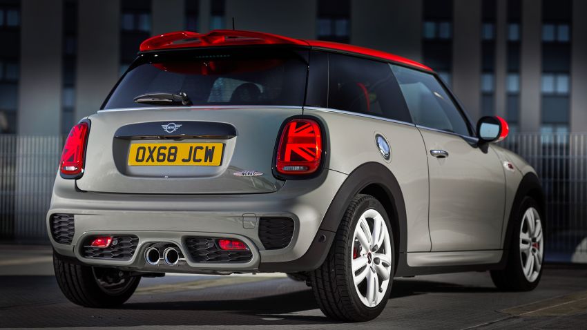 MINI JCW facelift gets updated with particulate filter 903729